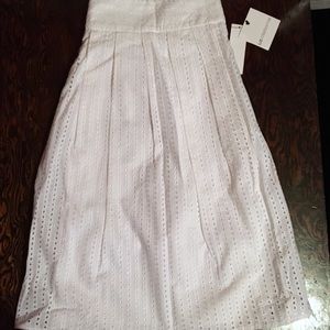 Liz Claiborne white eyelet pleated skirt